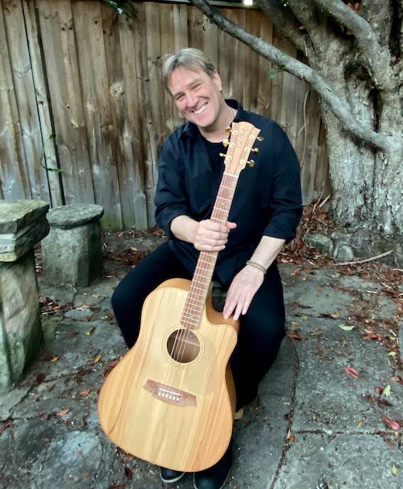 Glenn Bidmead live at Canterbury League Club